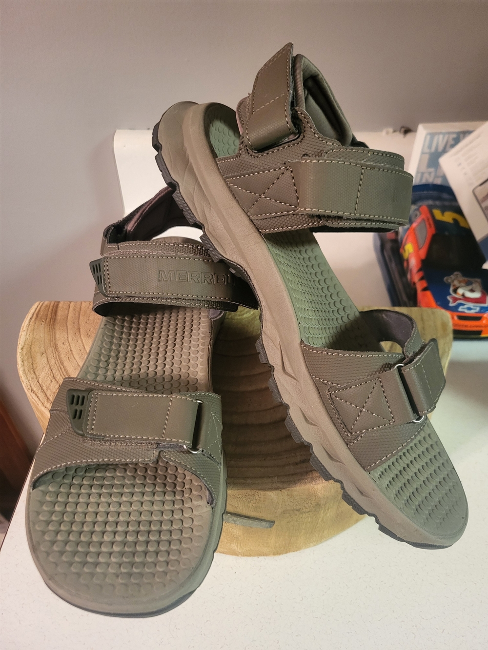 Merrell Men's Hiking Casual Sandals size 8